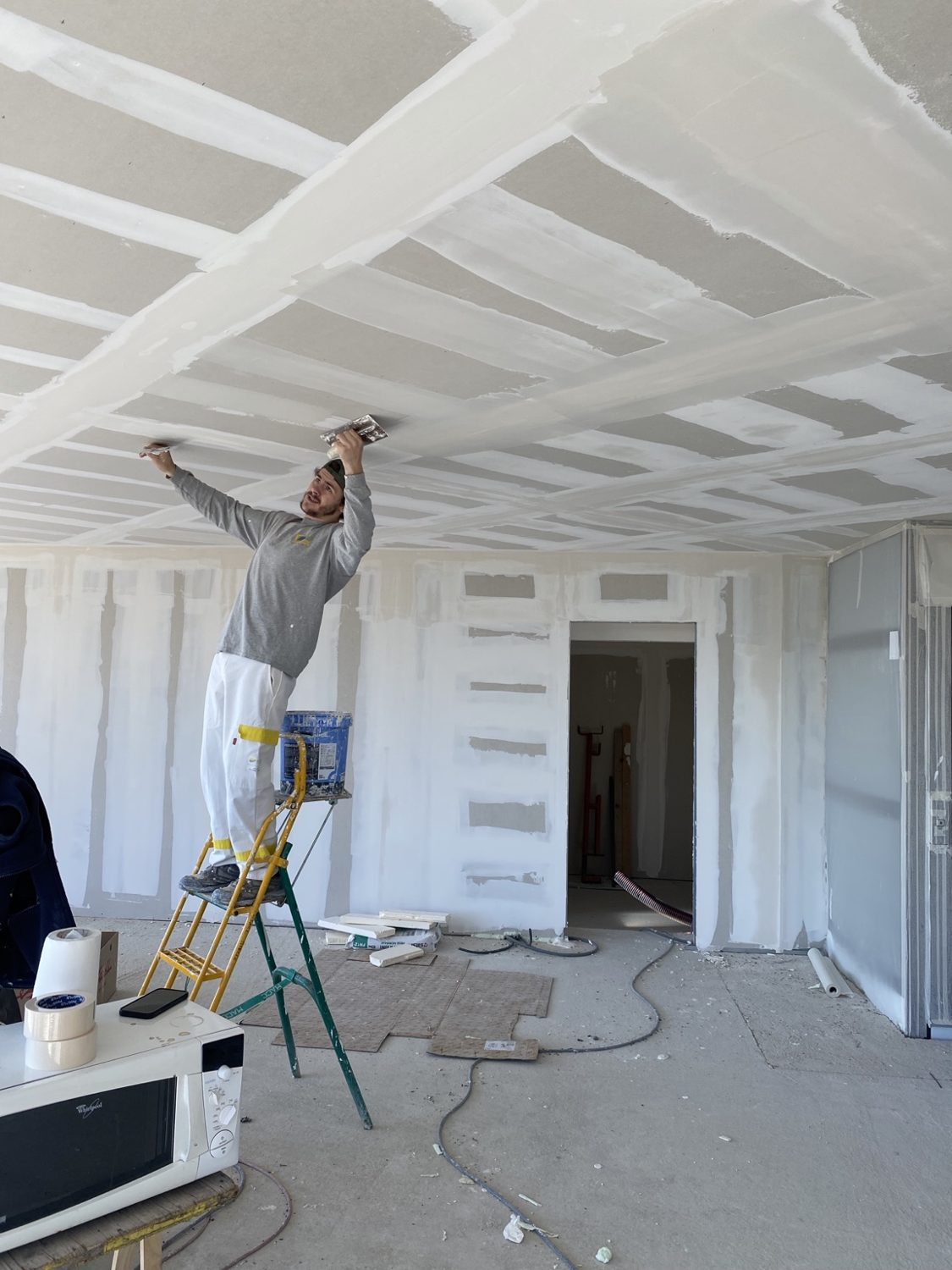Travaux de joints et préparation de plafond en placo